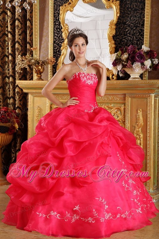 Sparkling Coral Red Embroidery Organza Quinceanera Dress