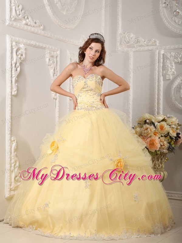 Beautiful Sweetheart Appliques Light Yellow Quinceanera Dress