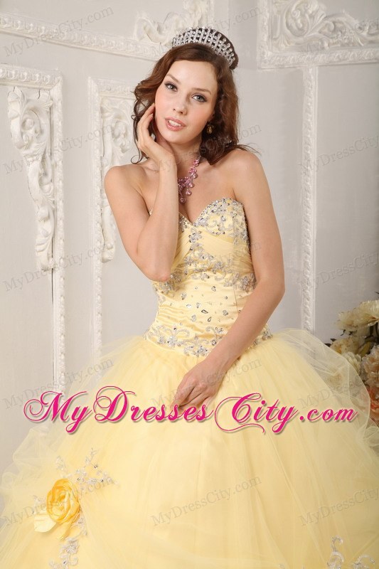 Beautiful Sweetheart Appliques Light Yellow Quinceanera Dress