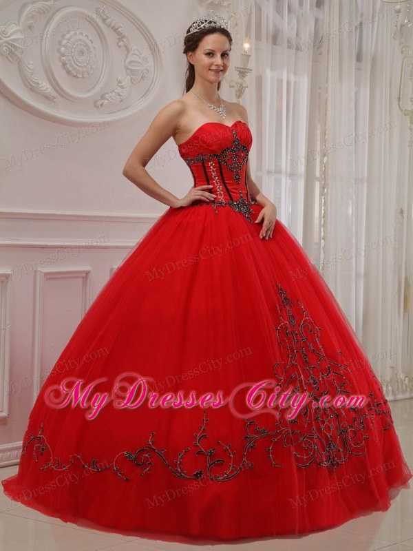 Red Floor-length Sweetheart Tulle Appliques Dress for Quince