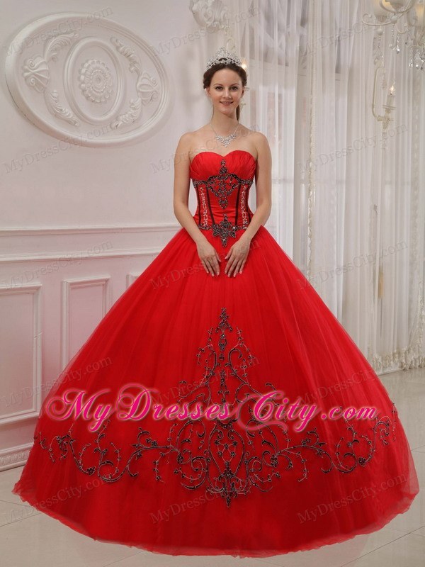 Red Floor-length Sweetheart Tulle Appliques Dress for Quince