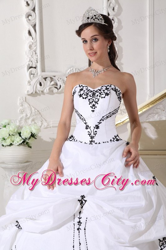 Tailor Made Taffeta Strapless Embroidery White Quinceanera Party Dress