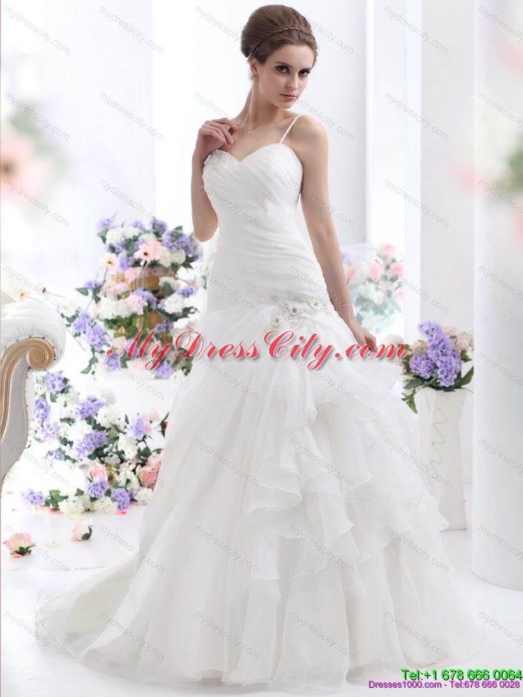 2015 Ruched White Wedding Dresses with Brush Train and Appliques