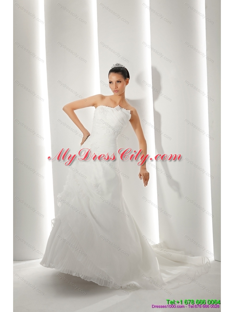 2015 Unique Brush Train Ruching White Wedding Dresses with Appliques