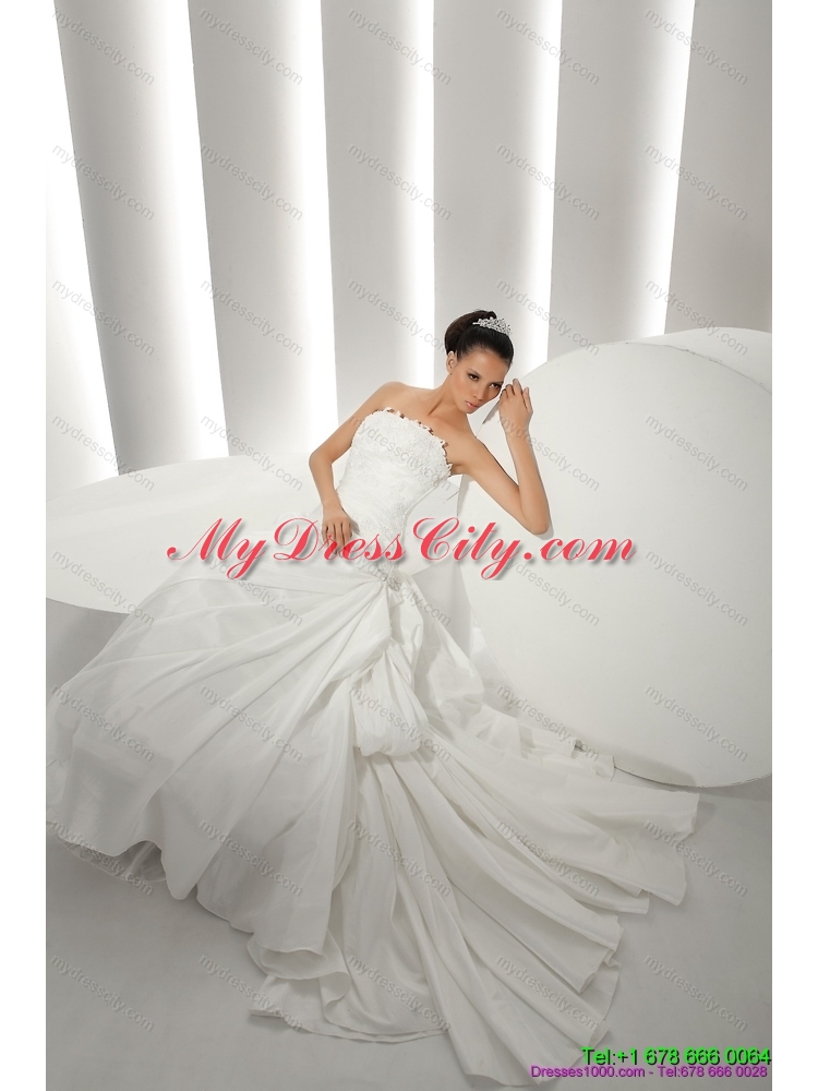 Unique White Brush Train Strapless 2015 Bridal Dresses with Ruffles