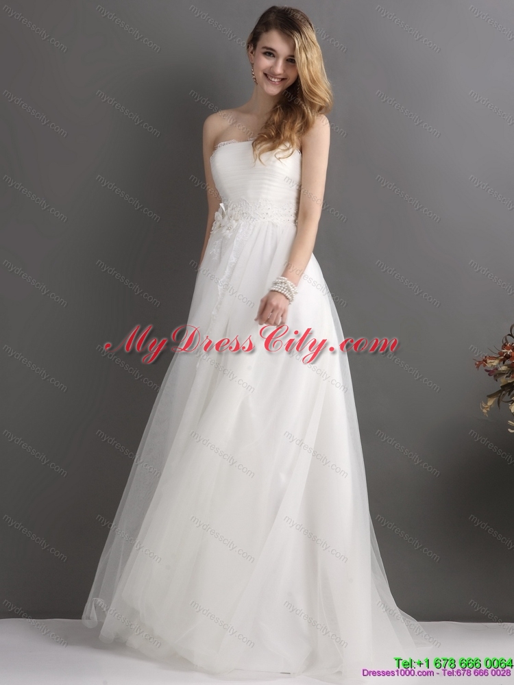 2015 Beautiful Strapless Wedding Dress with Beading and Appliques