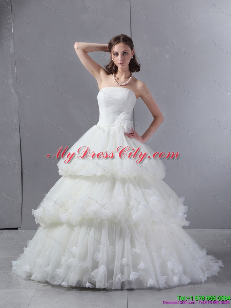 2015 Classical Strapless Wedding Dress with Ruffles and Ruching