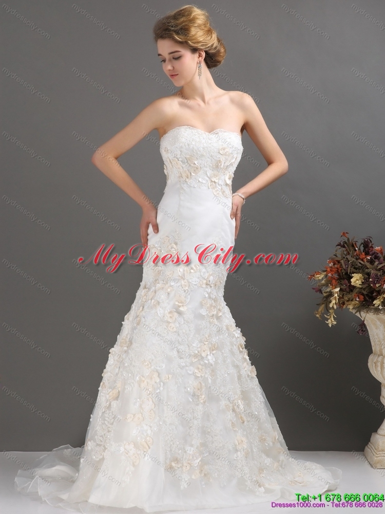 2015 Classical Sweetheart Wedding Dress with Beading and Appliques