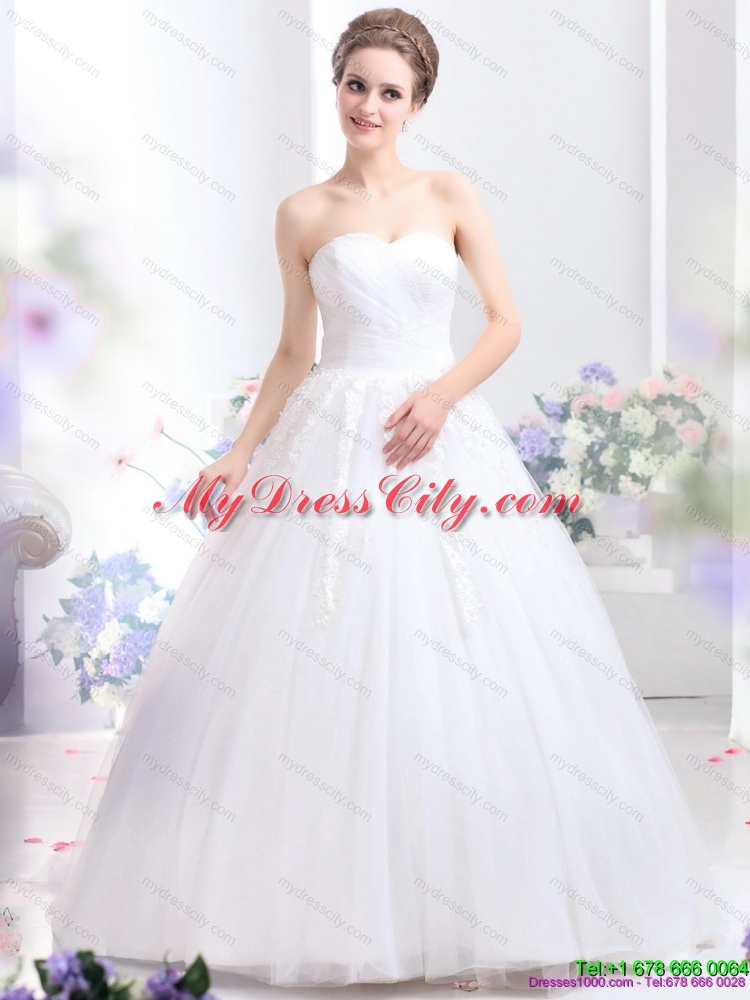 2015 Romantic Sweetheart Wedding Dress with Lace