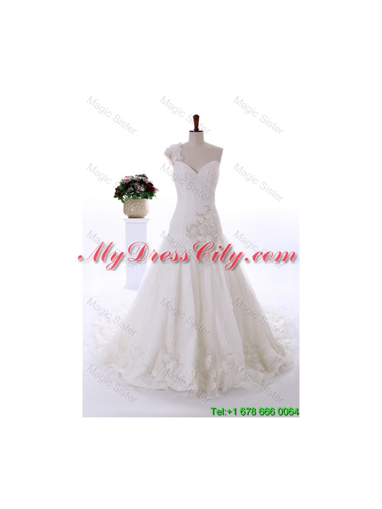 Great Appliques and Hand Made Flowers Court Train Wedding Gowns