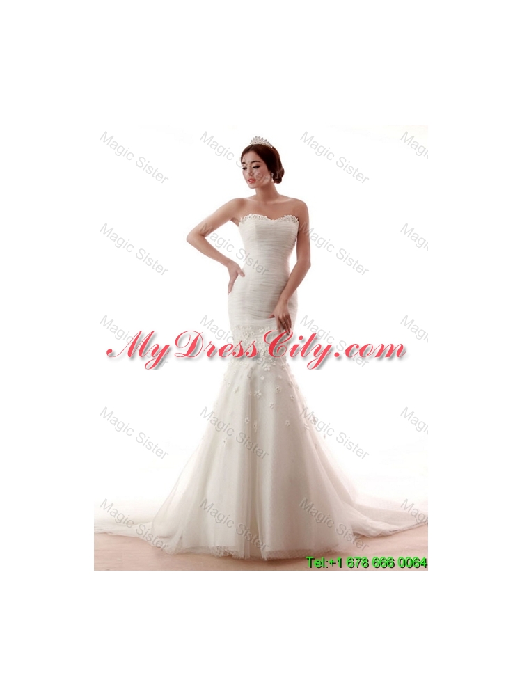 2016 Pretty Mermaid Hand Made Flowers Wedding Gowns with Court Train