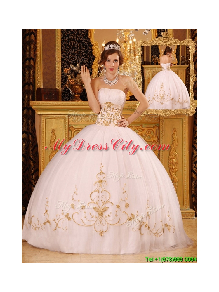 2016 Designer  White Ball Gown Strapless Floor Length Quinceanera Dresses