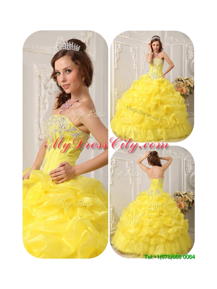 2016 Designer Yellow Quinceanera Dresses with Beading and Ruffles