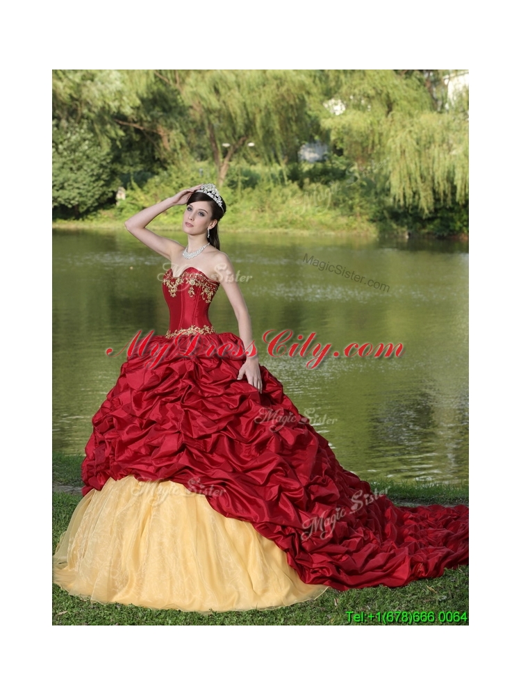 2016 Exclusive Appliques and Pick Ups Brush Train Quinceanera Dresses