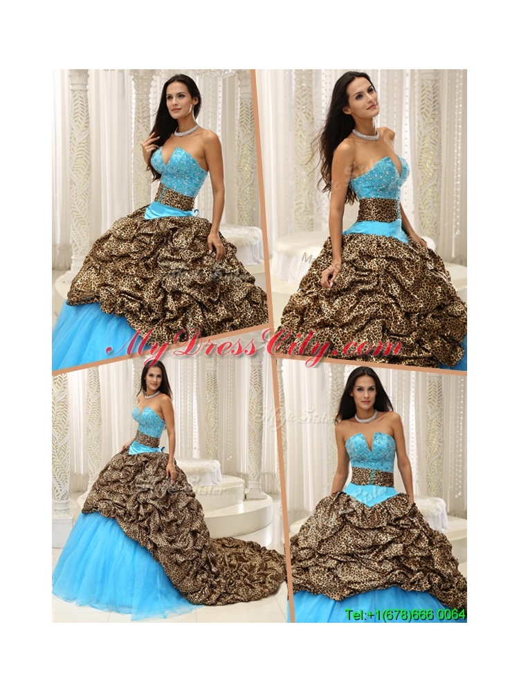 2016  Pretty Beading Sweetheart Quinceanera Dresses with Brush Train