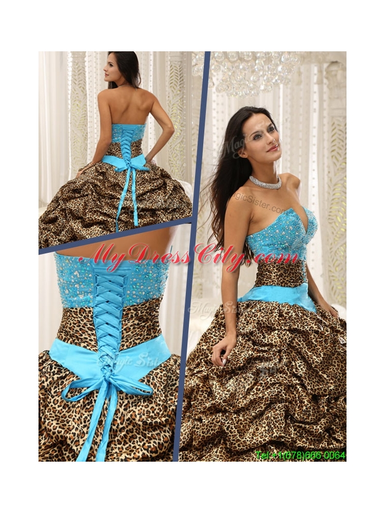 2016  Pretty Beading Sweetheart Quinceanera Dresses with Brush Train