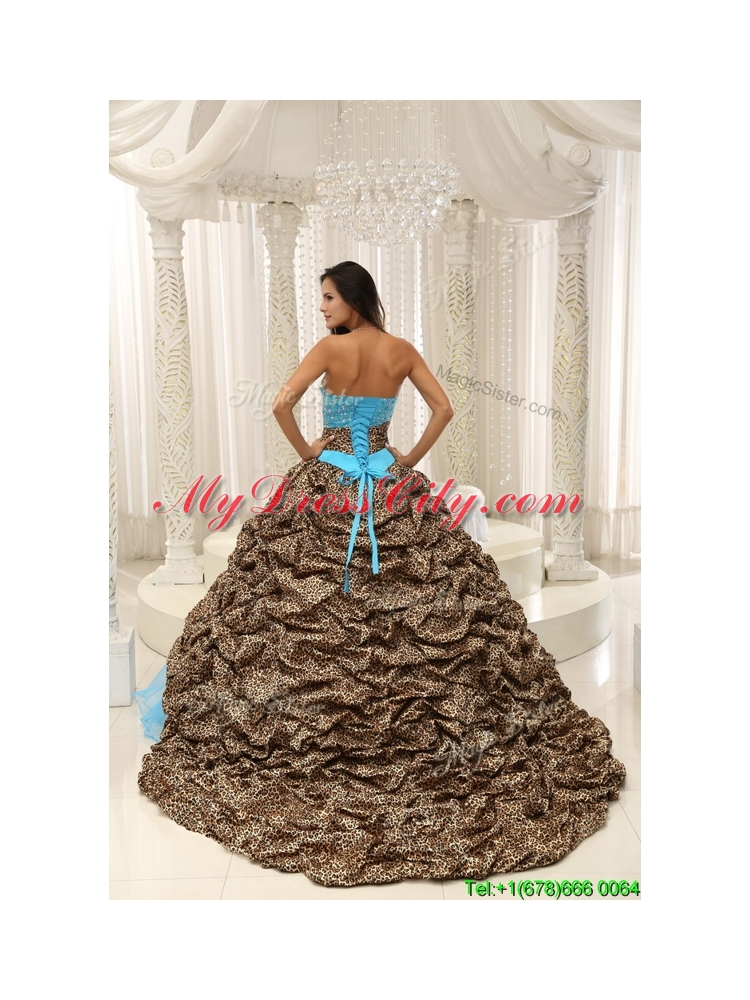 2016  Pretty Beading Sweetheart Quinceanera Dresses with Brush Train