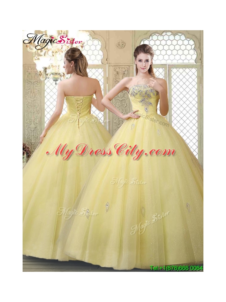 2016 Romantic Strapless Prom Gowns with Appliques and Beading for Fall