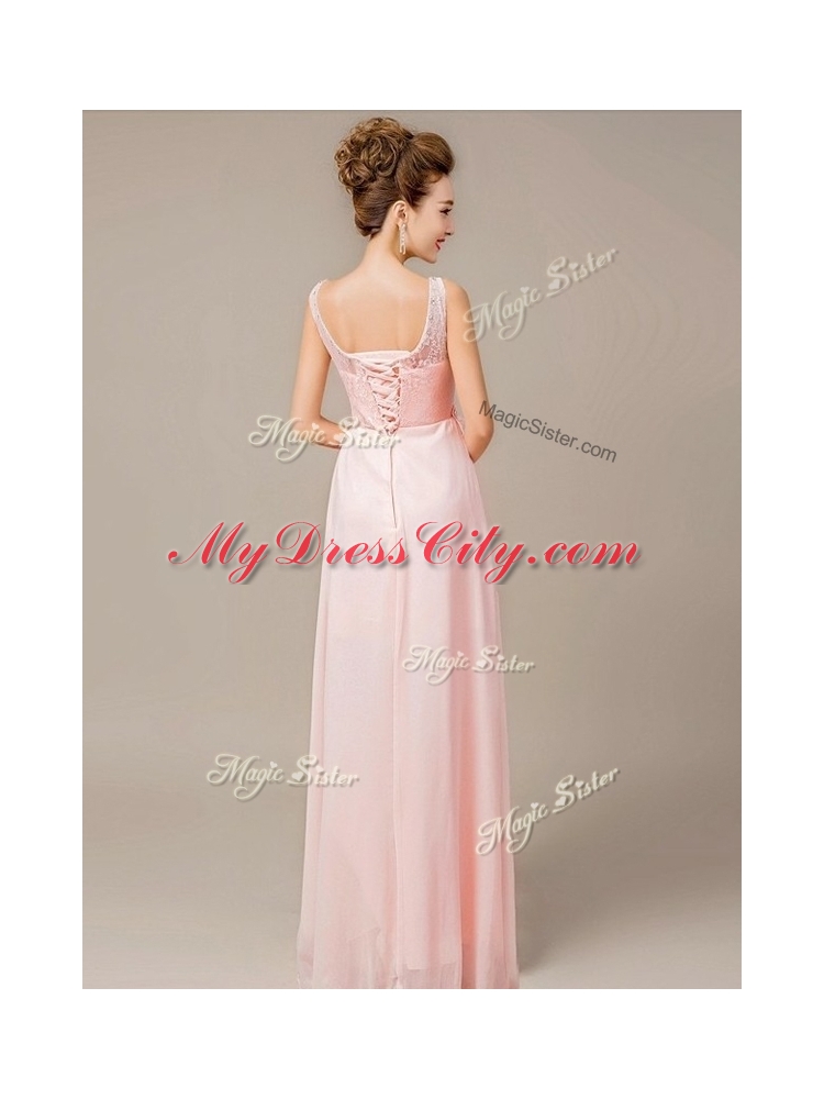 Beautiful Scoop Empire Prom Dresses with Appliques and Lace