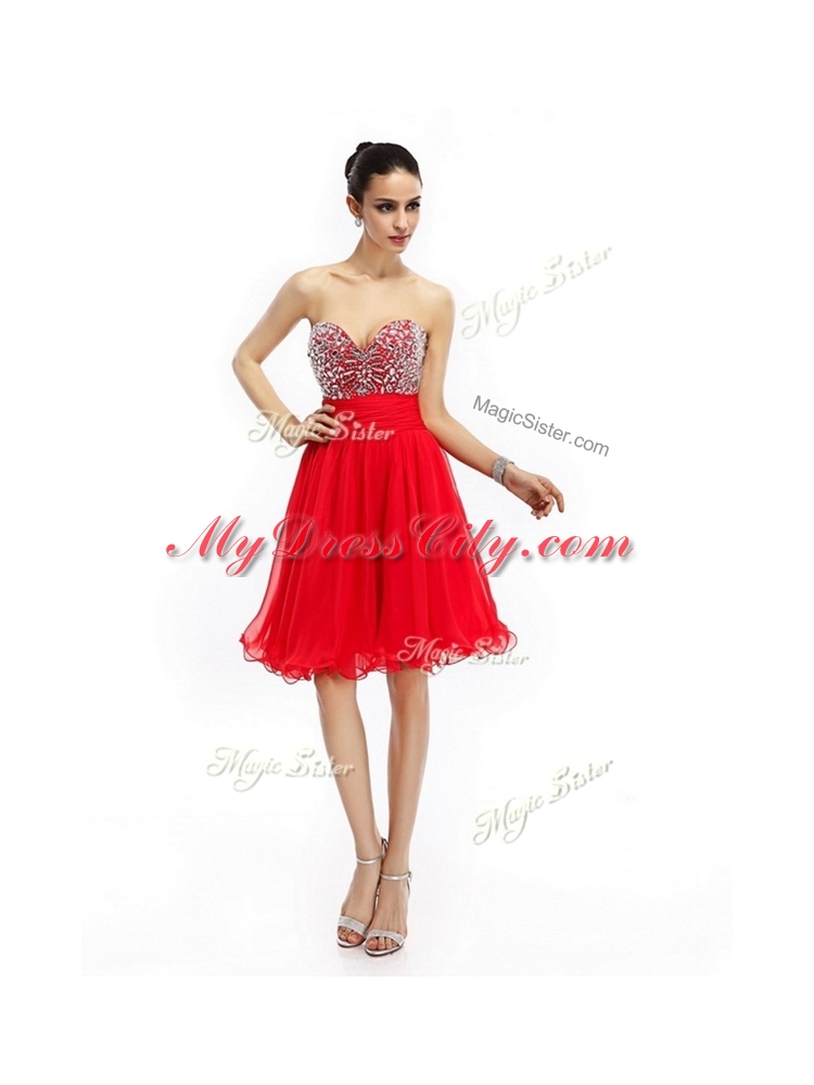 Beautiful Sweetheart Red Short Prom Dresses with Beading