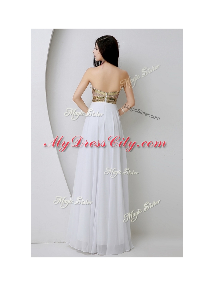 Fashionable Sweetheart White Prom Dresses with Beading and Sequins