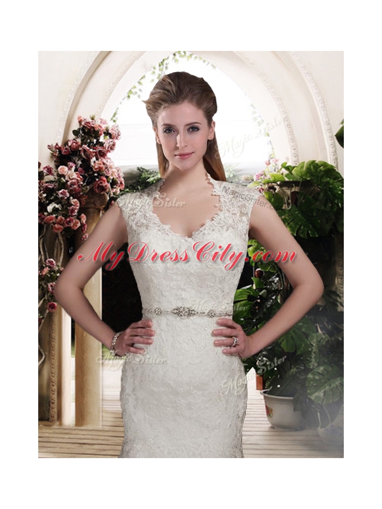 Elegant Mermaid Scoop Wedding Dresses with Beading and Belt