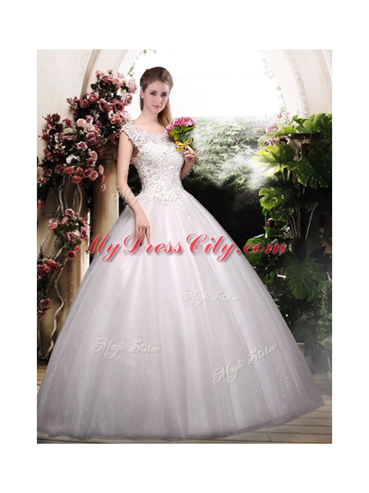 2016 Romantic Ball Gown Scoop Wedding Dresses with Appliques