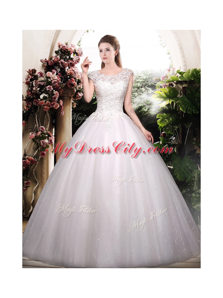 2016 Romantic Ball Gown Scoop Wedding Dresses with Appliques