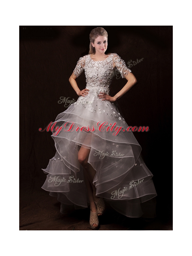 Latest Appliques High Low Wedding Dresses with Short Sleeves