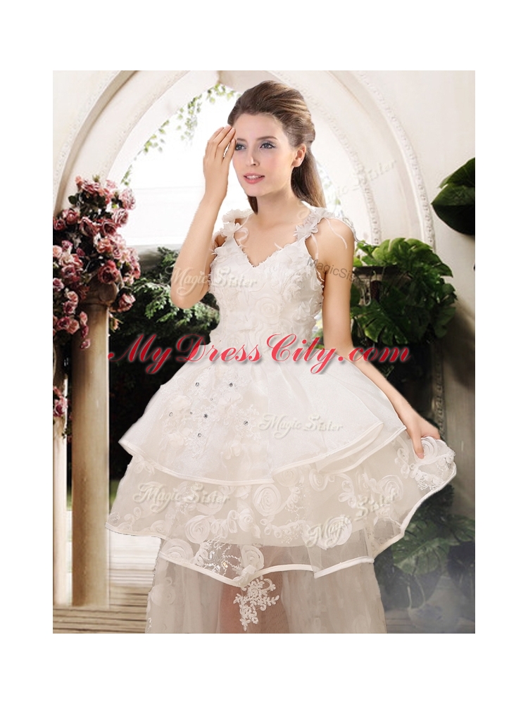 Latest Appliques Straps Wedding Dresses with Brush Train