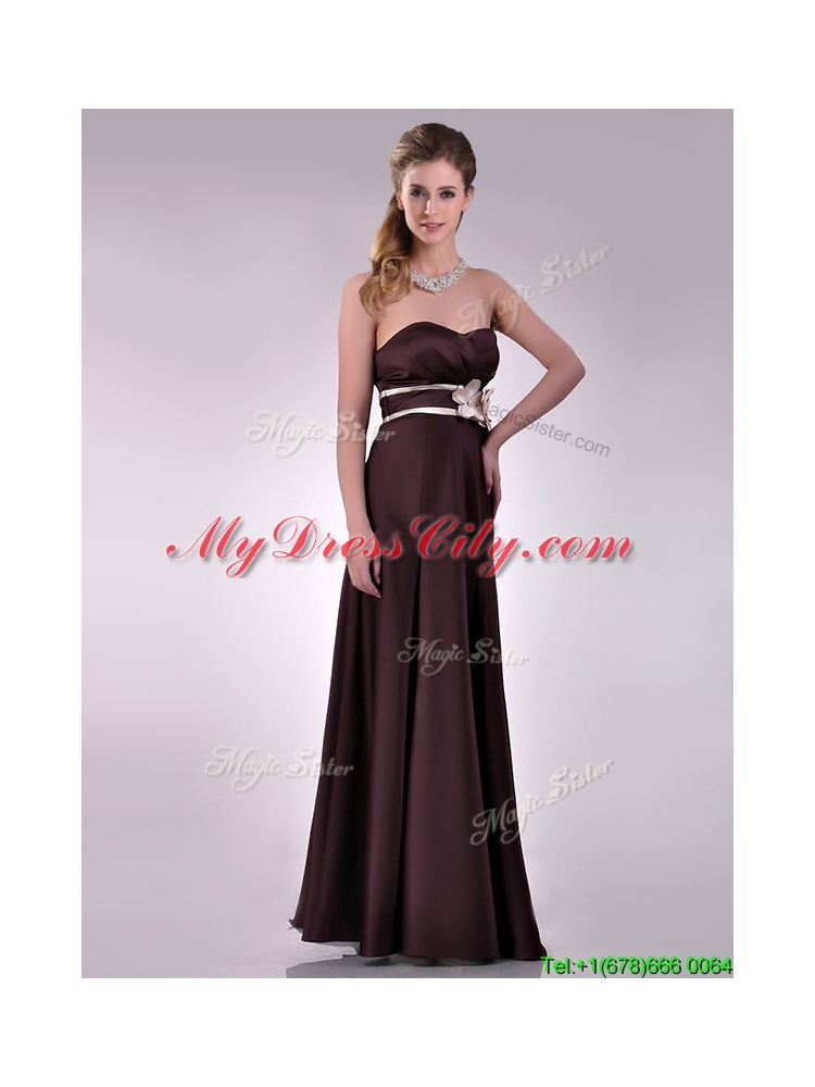 Latest Applique Decorated Waist Brown Mother Dress in Taffeta