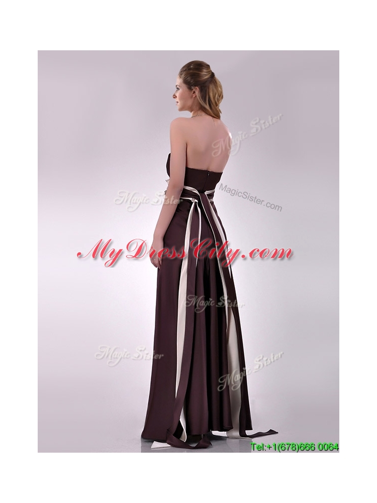 Latest Applique Decorated Waist Brown Mother Dress in Taffeta