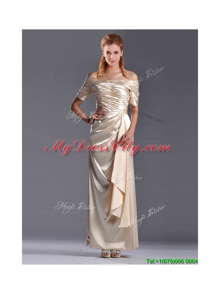 Latest Column Off the Shoulder Ruching Mother Dress in Champagne