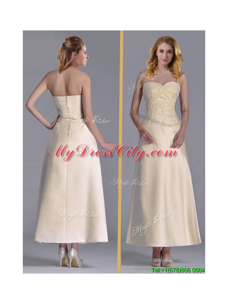 Latest Luxurious Tea Length Applique Decorated Bodice Mother Dress in Off White