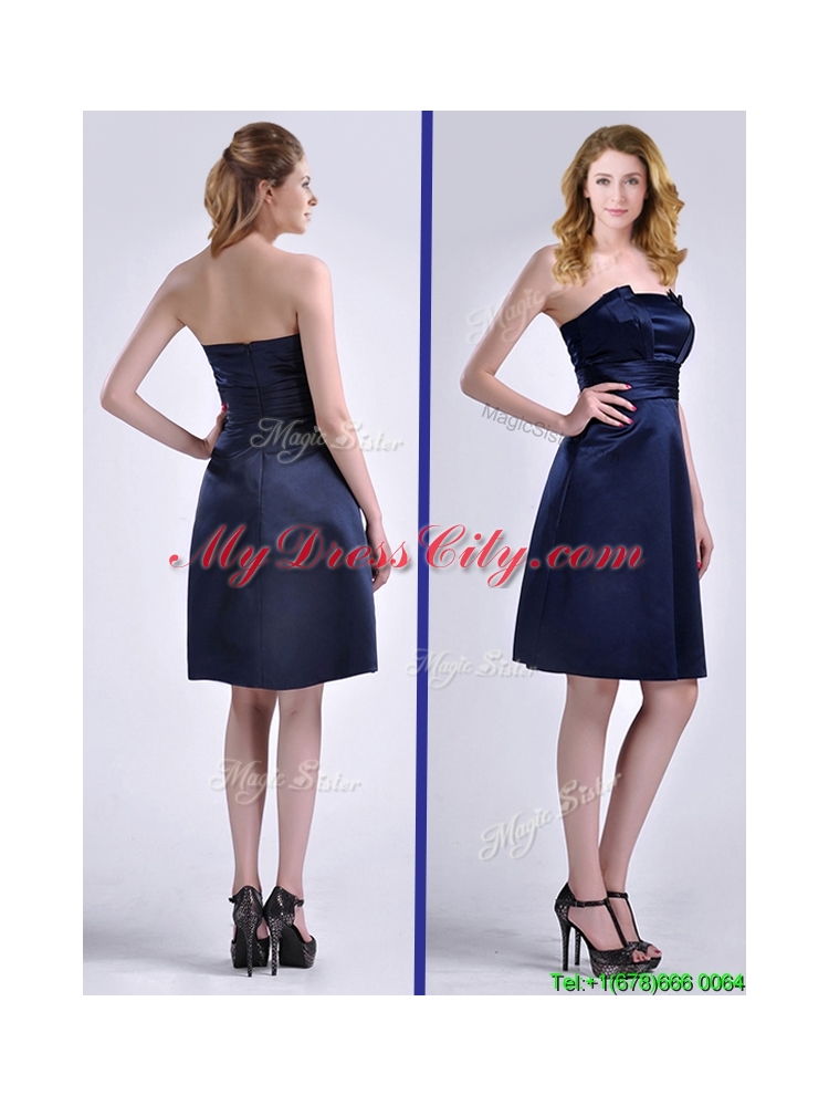 Luxurious Strapless Zipper Up Ruched Prom Dress in Navy Blue