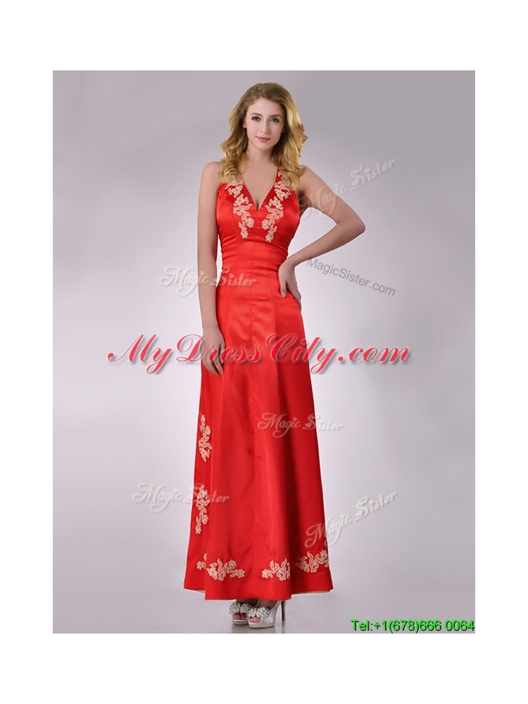 Modest Column Halter Top Backless Red Prom Dress with Appliques