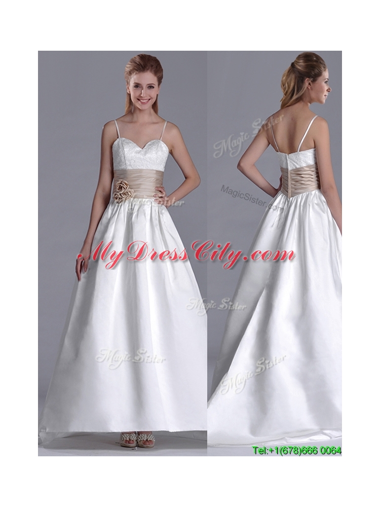 2016 Luxurious Spaghetti Straps Brush Train Bridal Dress with Belt and Handmade Flowers