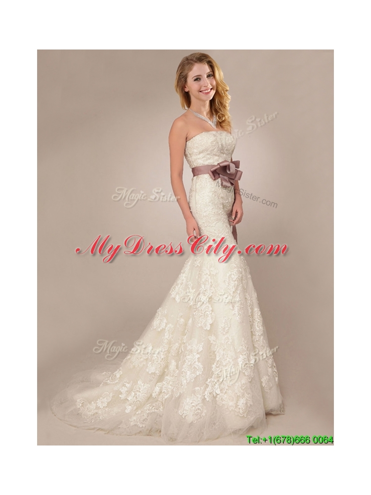 Classical Mermaid Strapless Side Zipper Wedding Dresses with Lace and Sashes