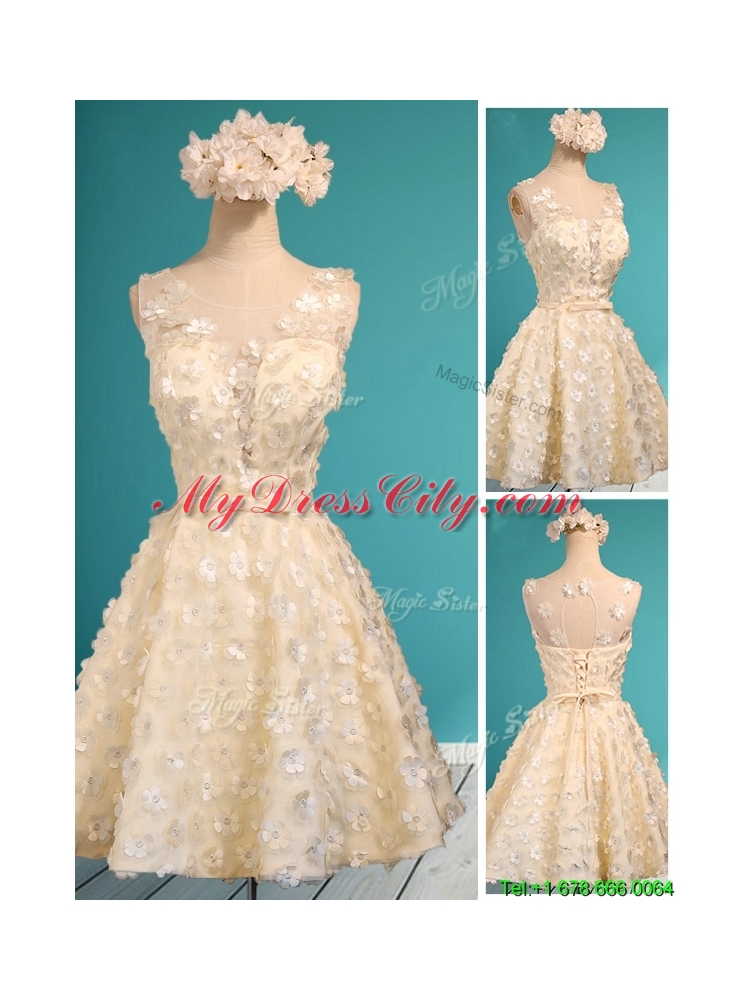 2016 Best Scoop Champagne Short Dama Dress with Appliques and Belt