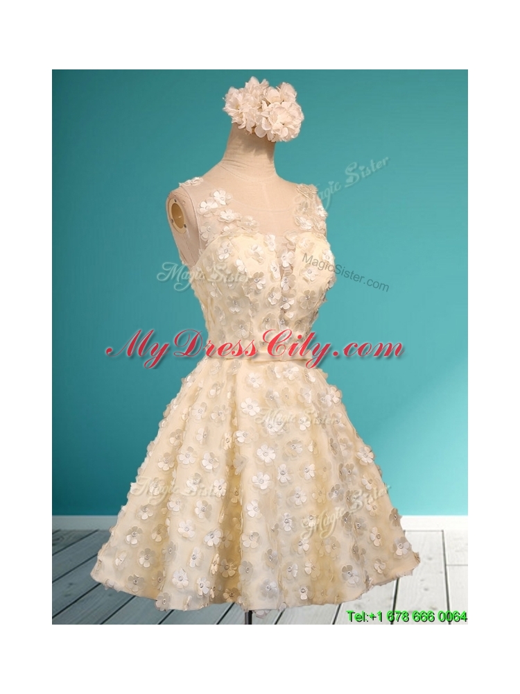 2016 Best Scoop Champagne Short Dama Dress with Appliques and Belt