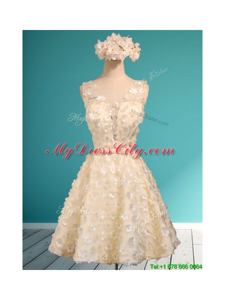 2016 Best Scoop Champagne Short Dama Dress with Appliques and Belt