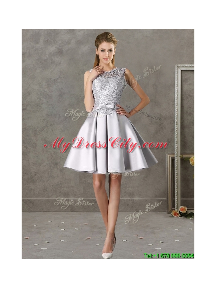 2016 Popular Scoop Cap Sleeves Bridesmaid Dress with Bowknot and Lace