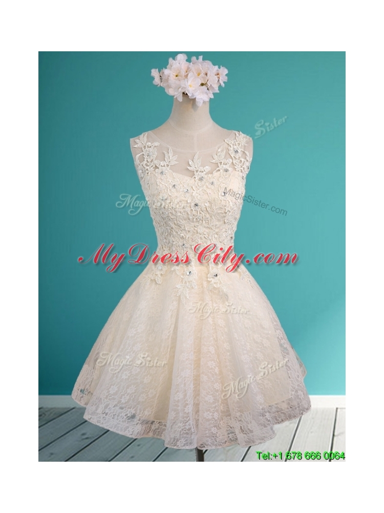 2016 See Through Scoop Short Bridesmaid Dress with Beading and Appliques