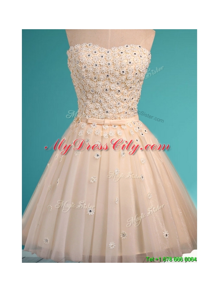 Exquisite Applique and Beaded Sweetheart Prom Dress in Mini Length