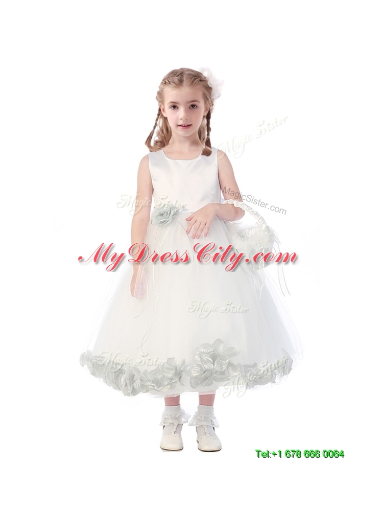 New Style Scoop Hand Made Flowers and Appliques Girls Party Dress in White