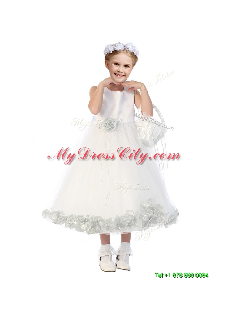 New Style Scoop Hand Made Flowers and Appliques Girls Party Dress in White