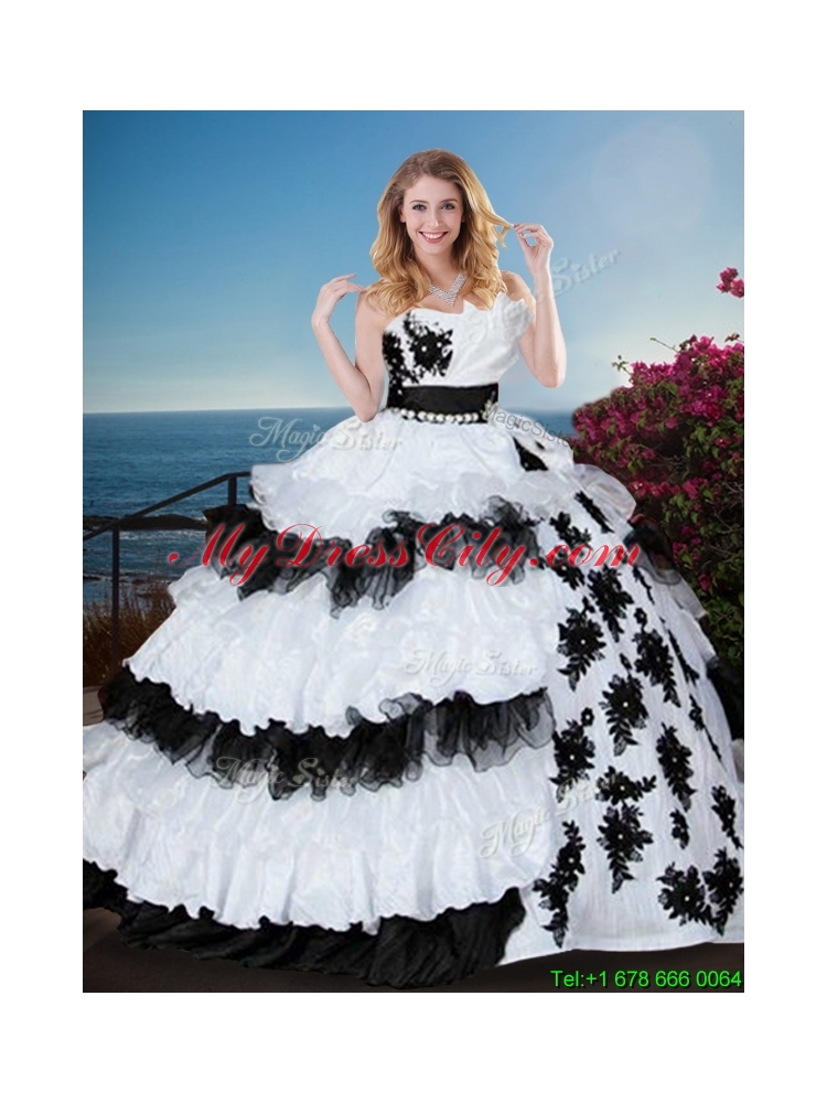 Cheap Black and White Quinceanera Gown with Appliques and Ruffled Layers