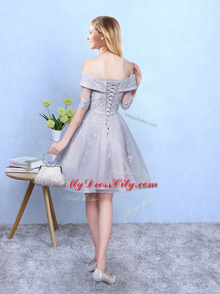 Half Sleeves Tulle Knee Length Lace Up Wedding Guest Dresses in Grey with Appliques