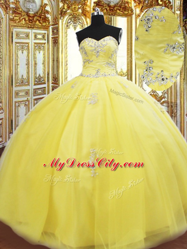 Fantastic Gold Lace Up Sweetheart Beading and Appliques Quinceanera Dresses Tulle Sleeveless