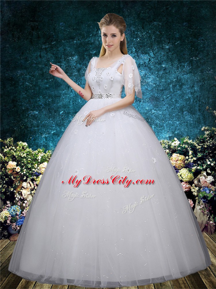 White Wedding Gown Wedding Party with Beading and Appliques Straps Short Sleeves Lace Up